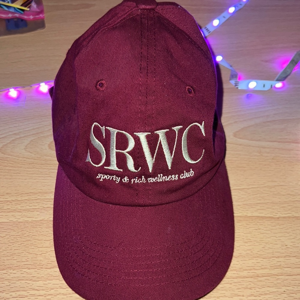 SRWC Sporty&Rich wellness Club red wine color